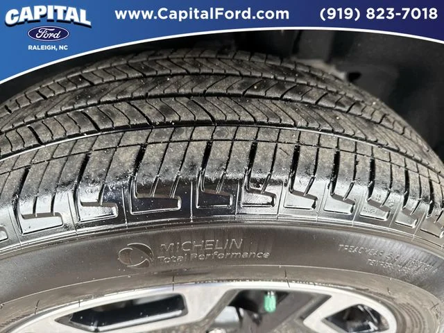 Used 2024 Black Ford Outer Banks image 14