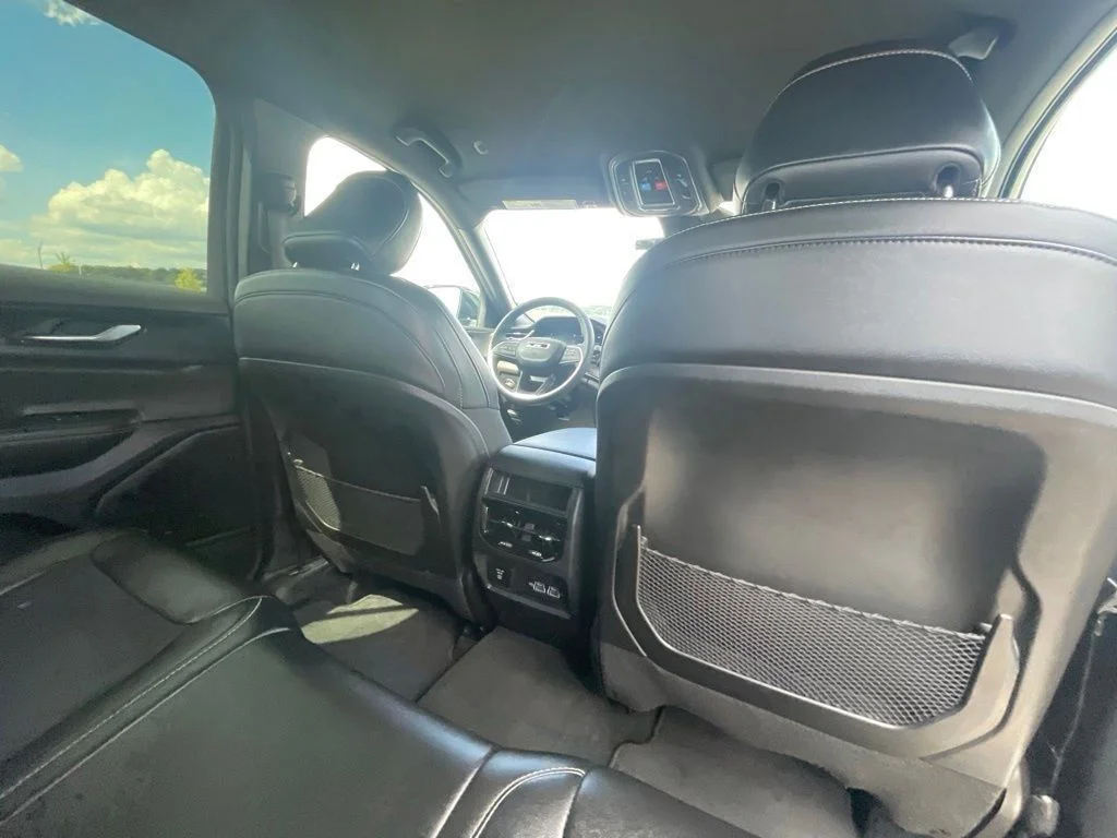 Used 2025 Silver Jeep Altitude image 11