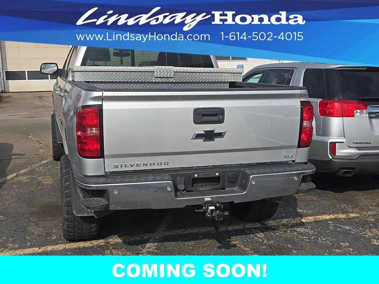 Used 2015 Silver Ice Metallic Chevrolet LT image 3