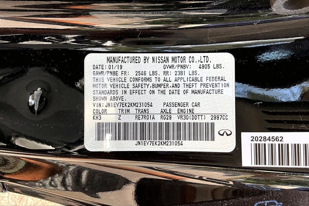 Used 2019 Black INFINITI 3.0t LUXE image 15