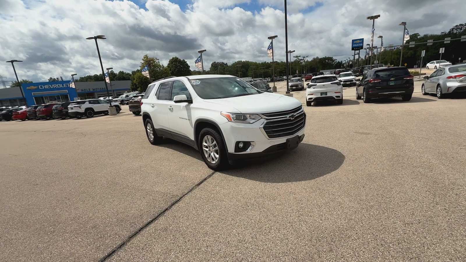 Certified Used 2019 SUMMIT WHITE Chevrolet LT Leather image 2