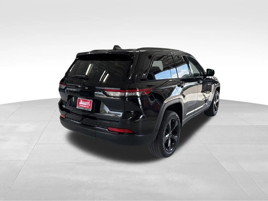 Used 2023 Black Jeep Limited image 5