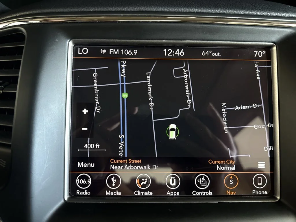 Used 2018 Velvet Jeep Limited image 29