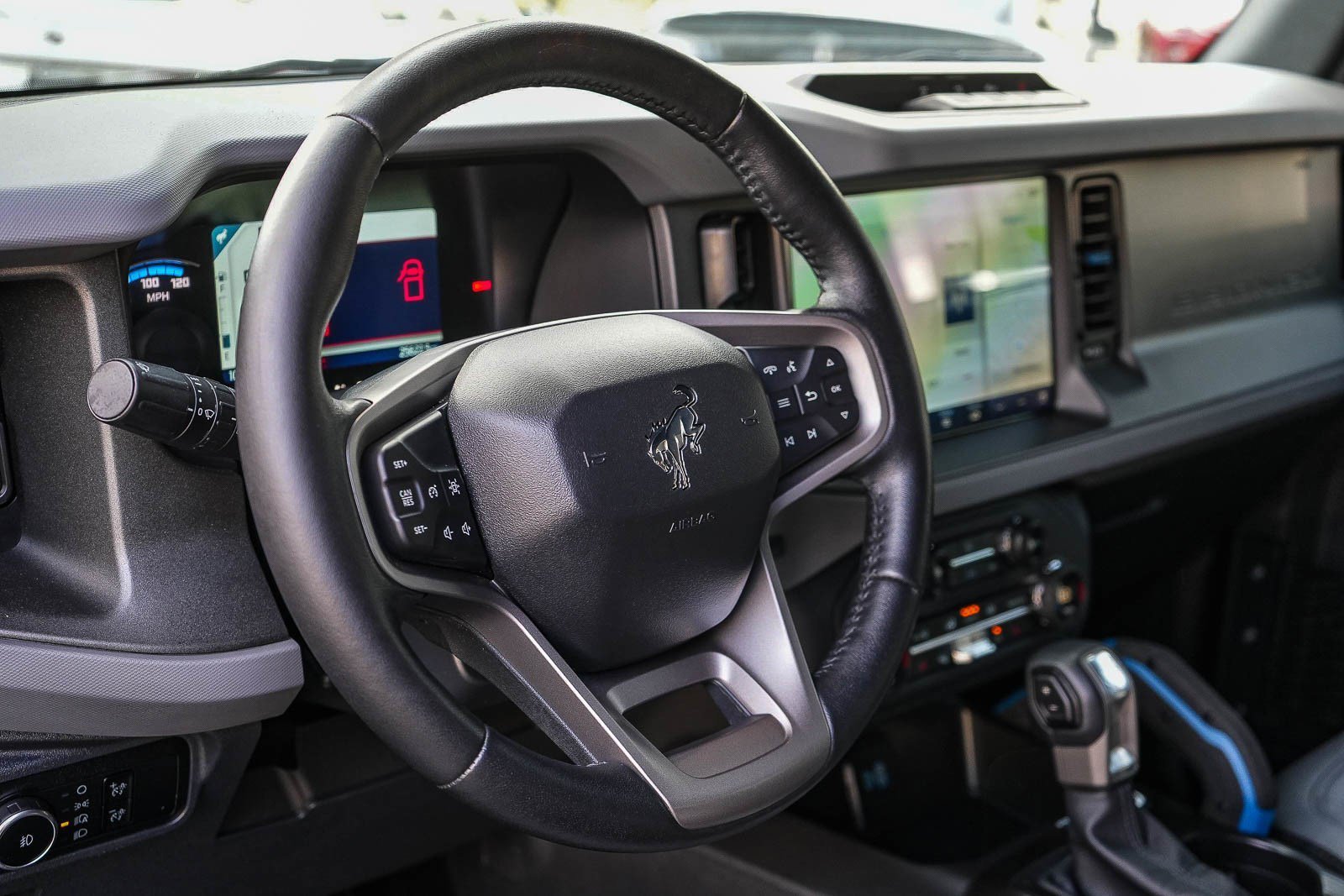 2024 Ford Bronco 4-Door Black Diamond - Photo 13