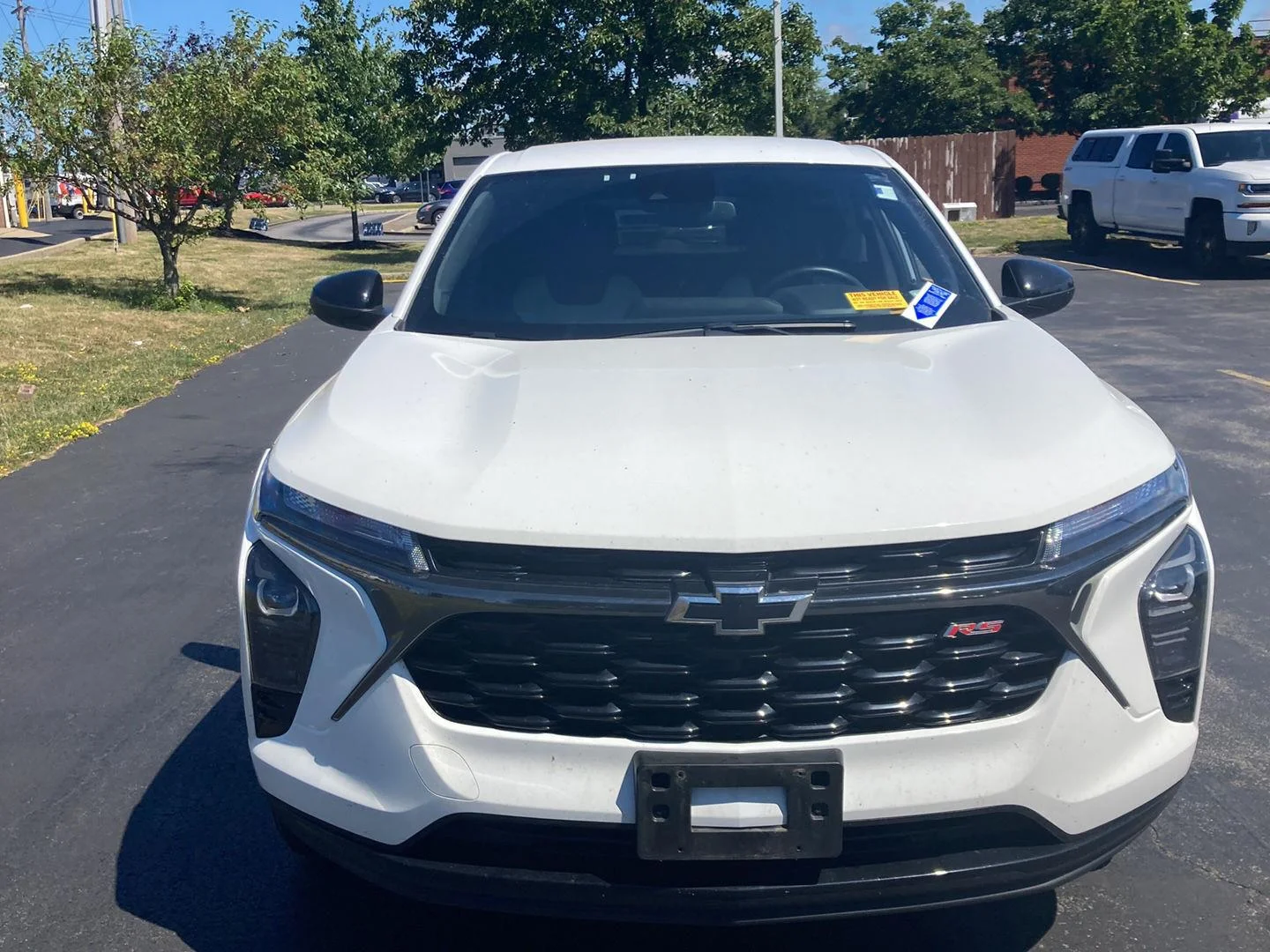 Used 2024 Summit White Chevrolet 1RS image 2