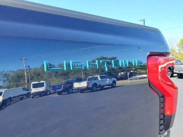 New 2025 Blue Ford Flash image 7
