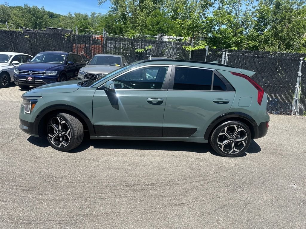 Used 2023 Green Kia SX Touring image 3