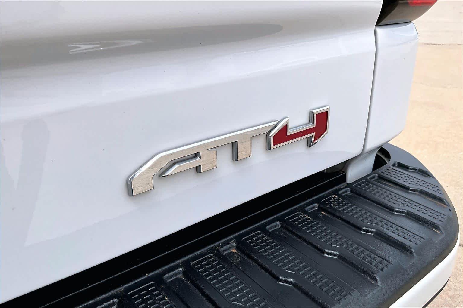Used 2021 Summit White GMC AT4 image 8