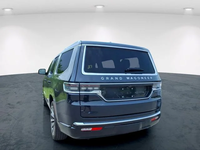 Used 2025 Black Jeep Base image 14