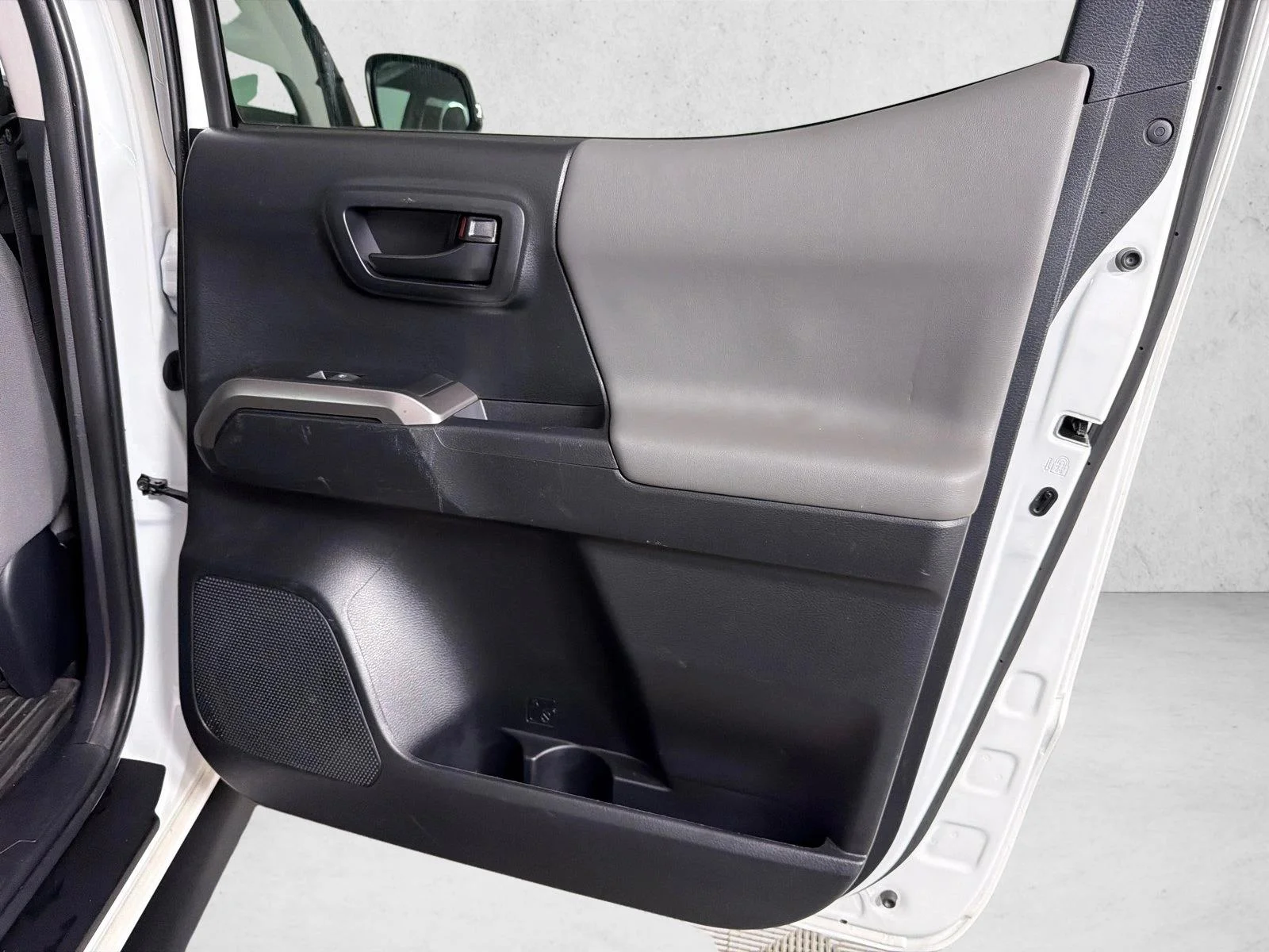 Used 2023 Silver Toyota SR image 16