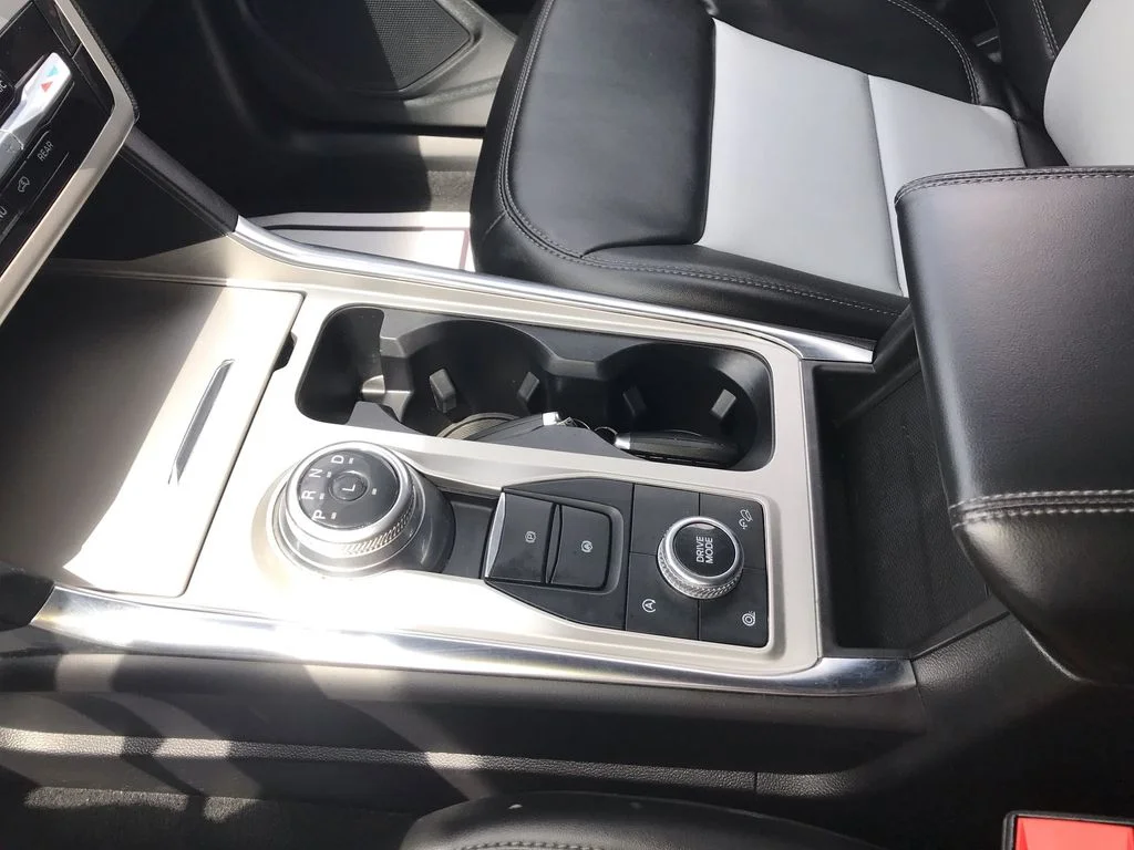 Used 2023 Silver Ford XLT image 21