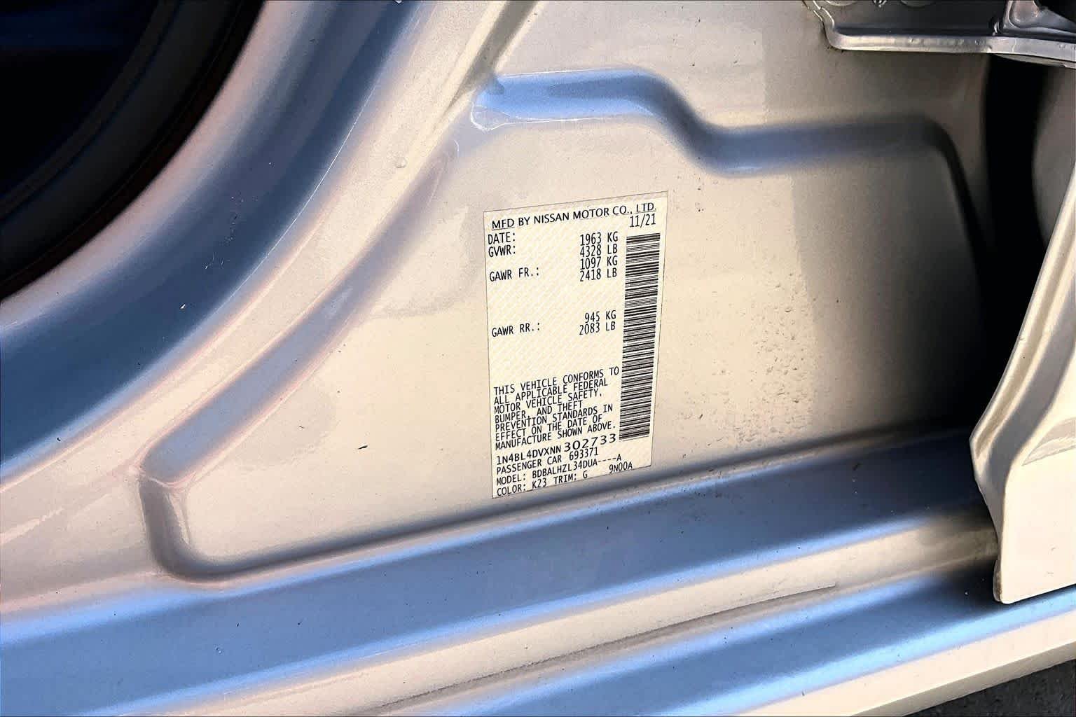 Used 2022 Brilliant Silver Metallic Nissan 2.5 SV image 34