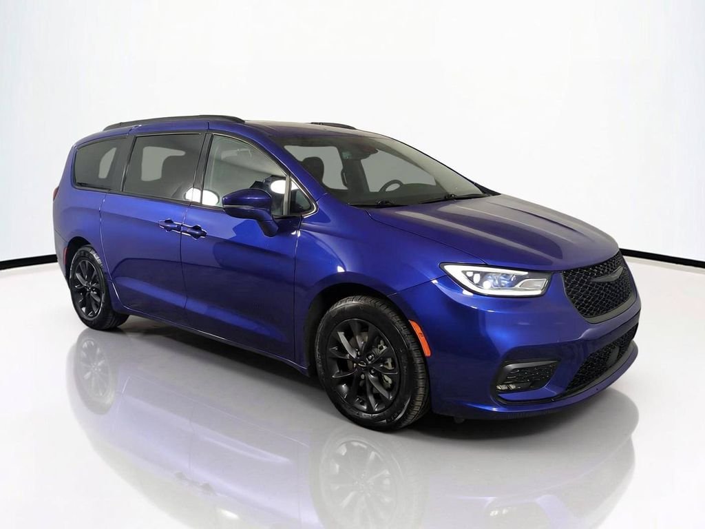 Used 2021 Blue Chrysler Touring L image 2