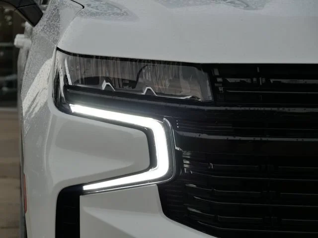 2023 Chevrolet Suburban RST - Photo 9