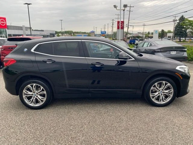 Used 2018 Jet Black BMW xDrive28i image 23