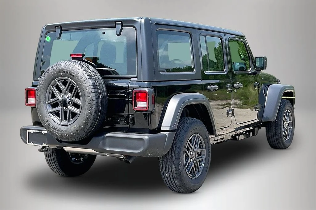 New 2026 Jeep Wrangler Sport 4D Sport Utility