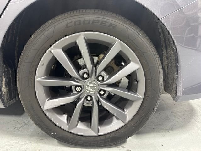 Used 2020 Gray Honda EX image 9