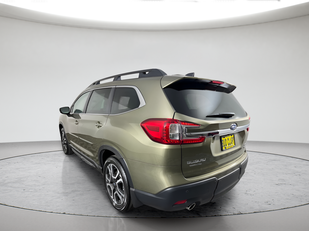 New 2026 AUTUMN GREEN METALLIC Subaru Limited 7-Passenger image 7