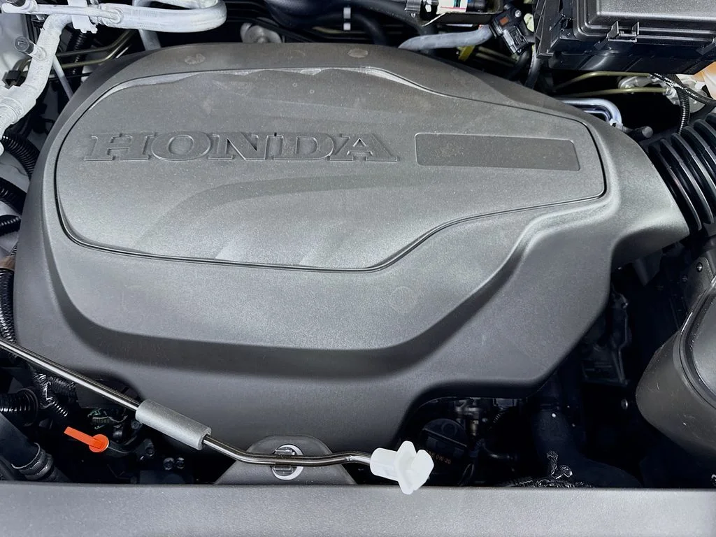 New 2026 Platinum White Pearl Honda RTL image 13
