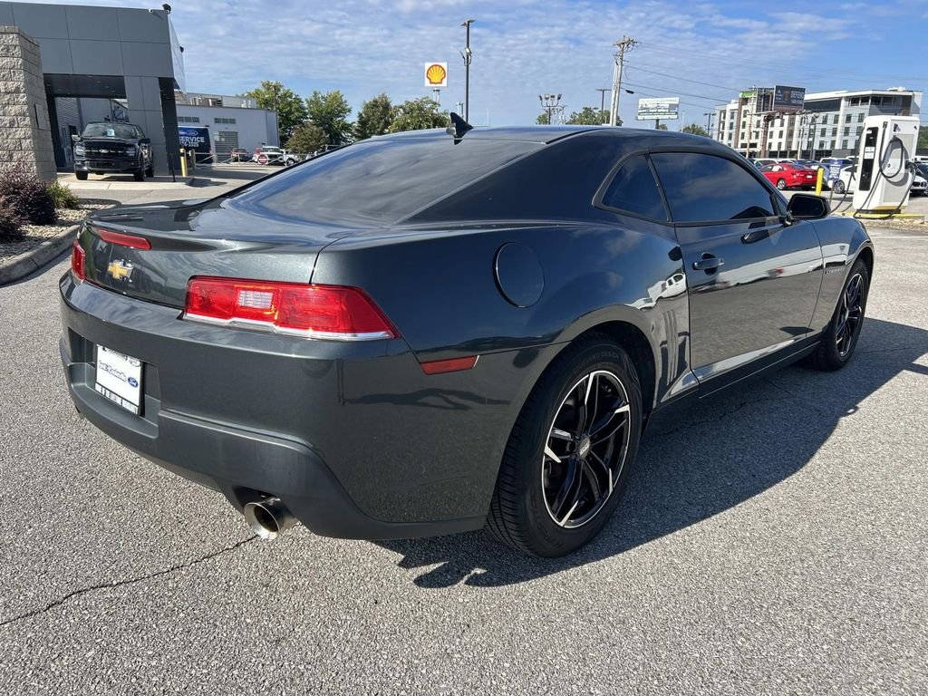 Used 2015 Ashen Gray Metallic Chevrolet 2LS image 4