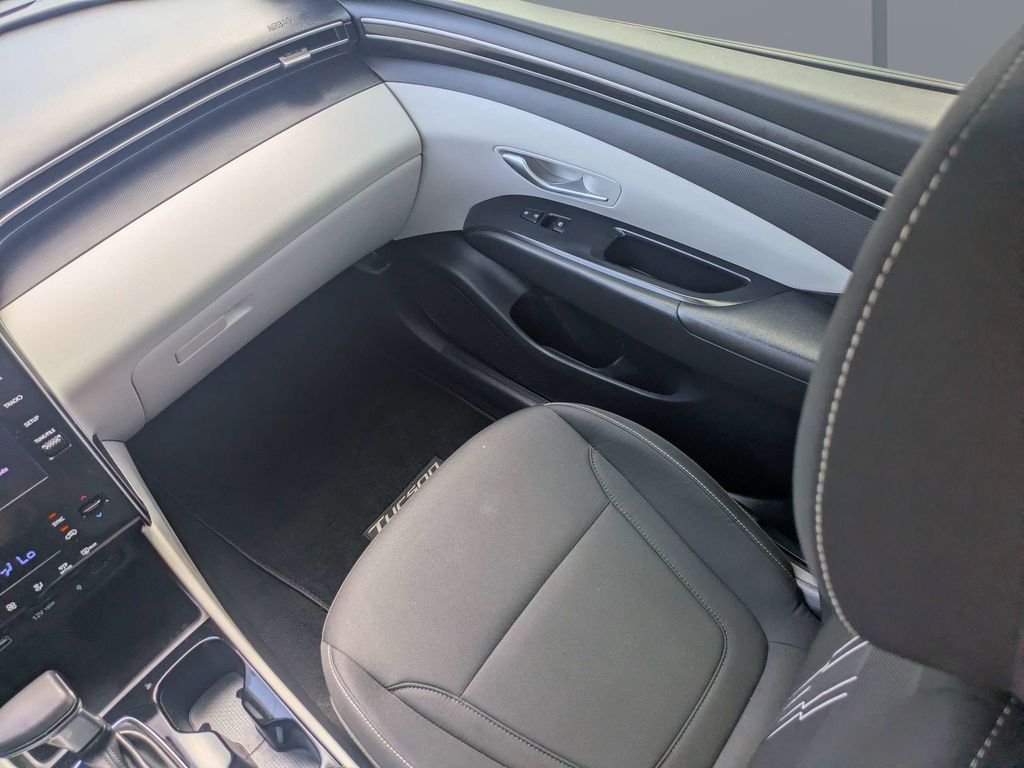 Used 2024 Black Hyundai SEL image 18