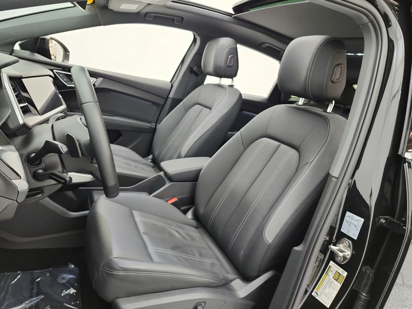 Used 2024 Mythos Black Metallic Audi Premium 55 quattro image 10