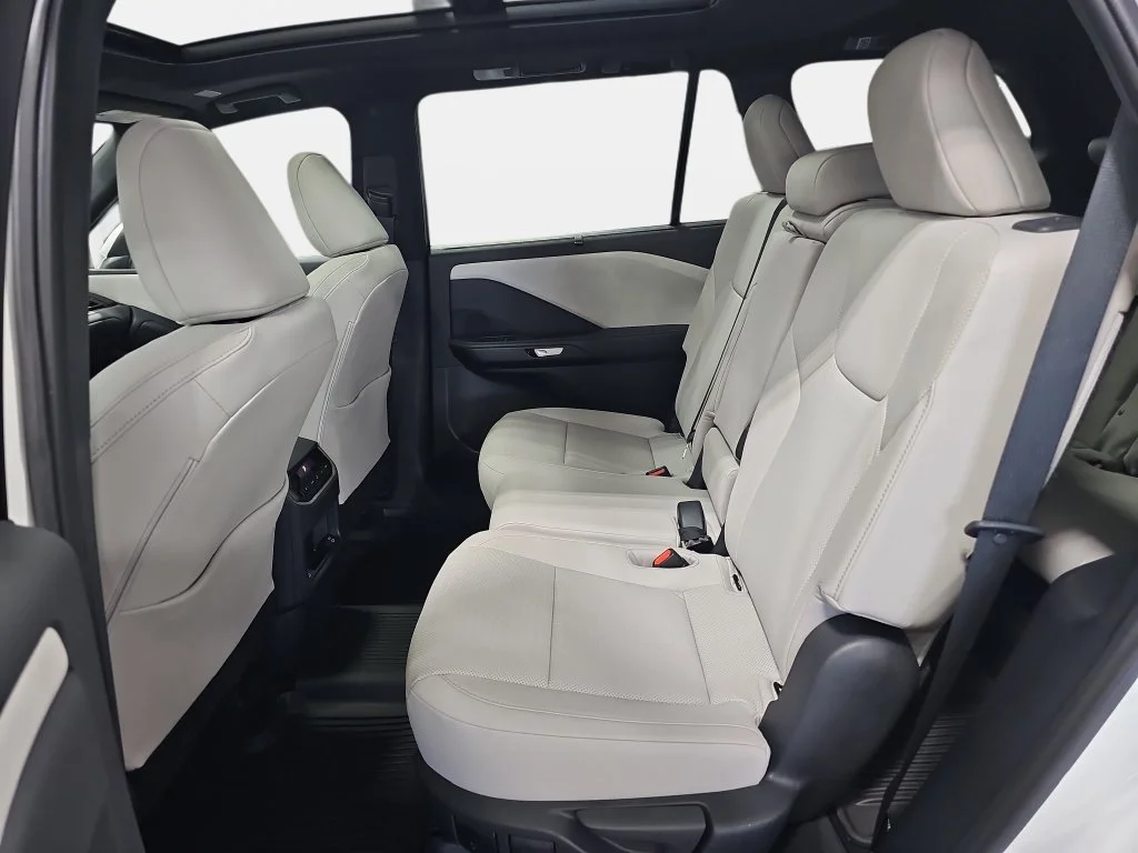 New 2026 Wind Chill Pearl Lexus PREMIUM AWD image 10