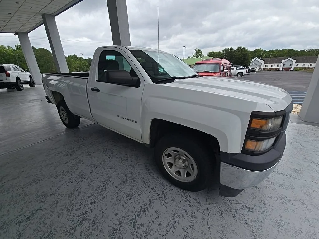 Used 2015 SUMMIT WHITE Chevrolet Work Truck image 8