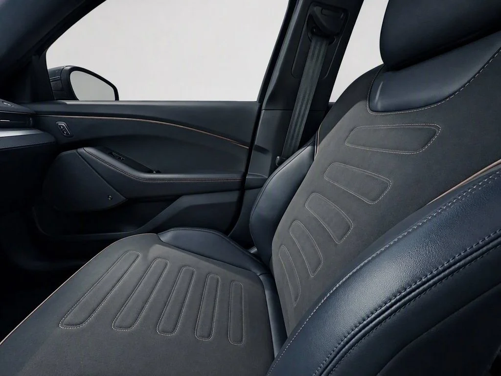 Used 2022 Blue Ford GT image 14