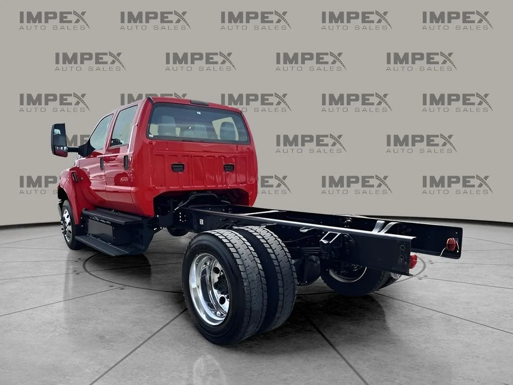 Used 2021 Red Ford Base image 7