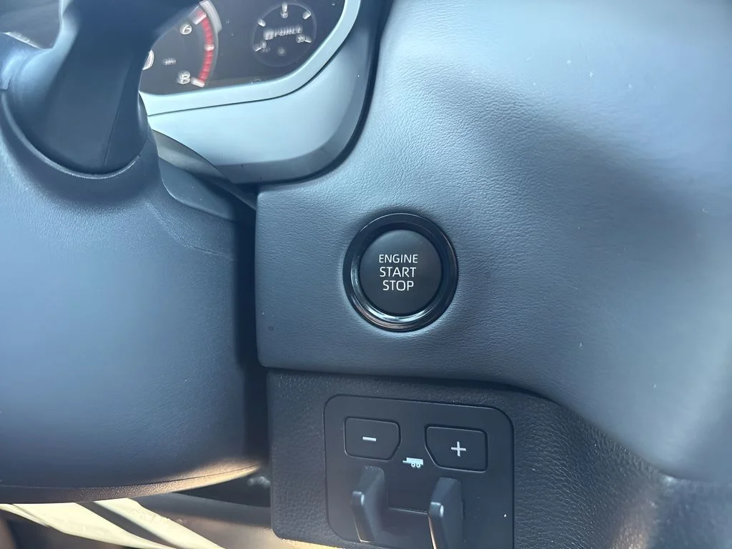 Used 2026  Toyota Platinum image 25