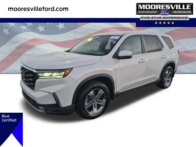 Certified Used 2025  Honda EX-L image 1