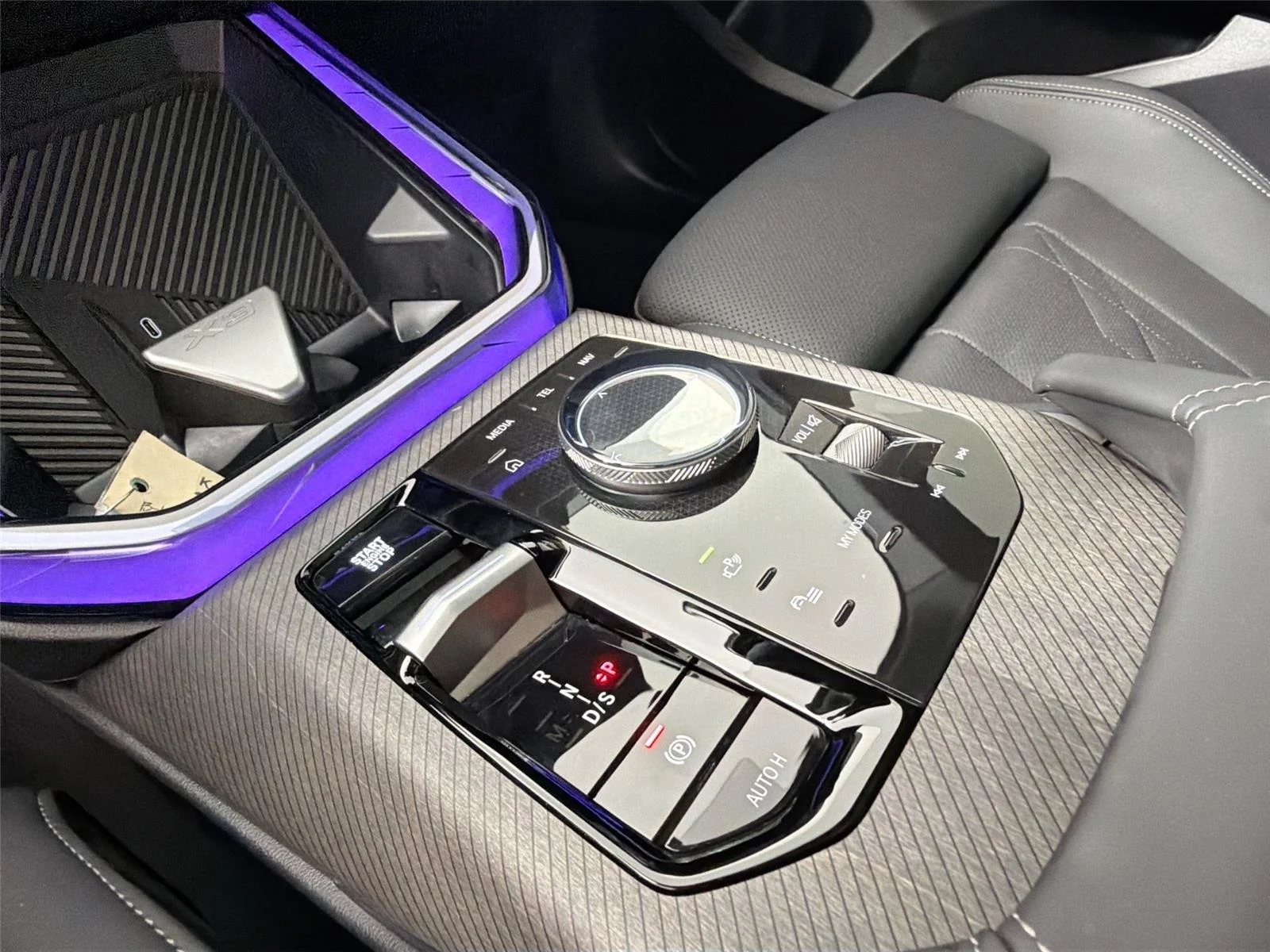 Used 2026 Skyscraper Grey Metallic BMW 30 xDrive image 15