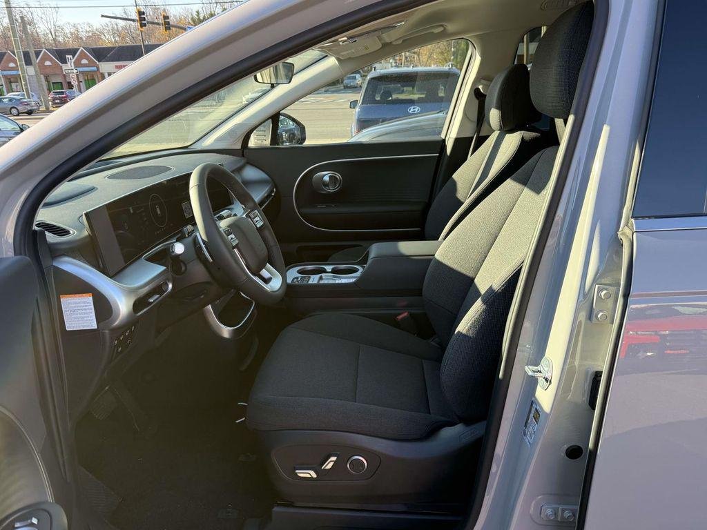 New 2026 Cyber Gray Hyundai S image 13