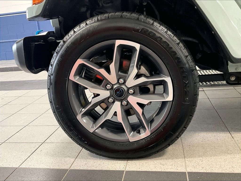 Used 2024 Gray Jeep Sport S 4xe image 7