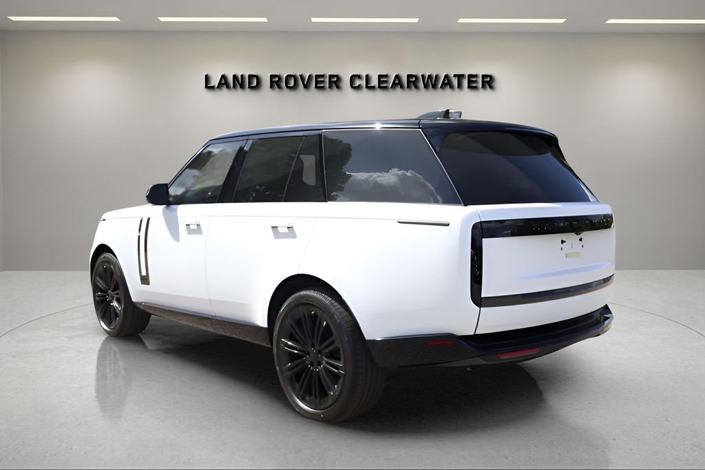 New 2026 Icy White Satin Land Rover SE image 3