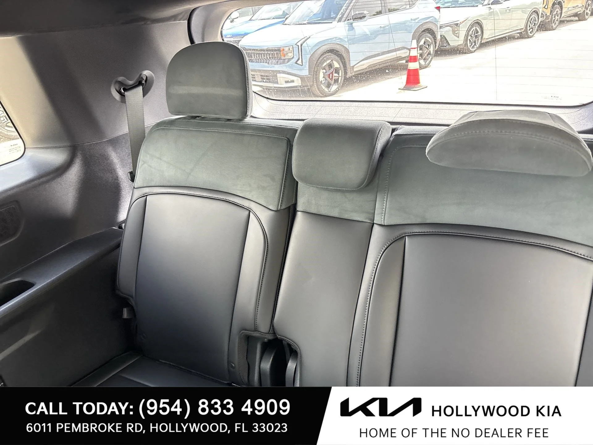 New 2027 Ebony Black Kia X-LINE SX PRESTIGE image 24