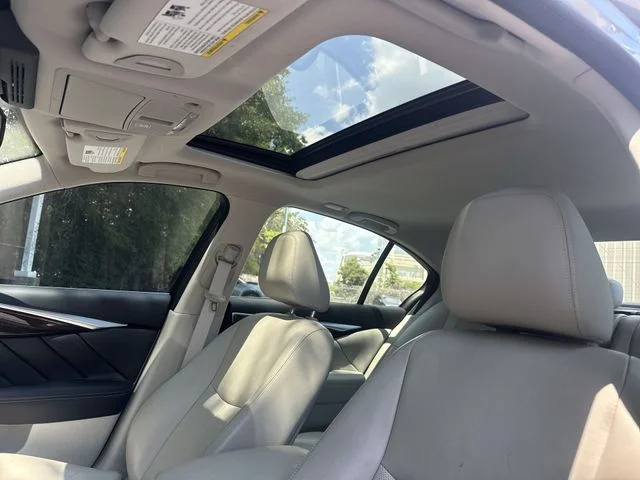 Used 2018 Blue INFINITI 3.0t LUXE image 31
