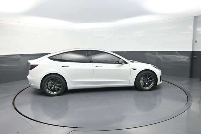 Used 2022  Tesla Long Range image 13