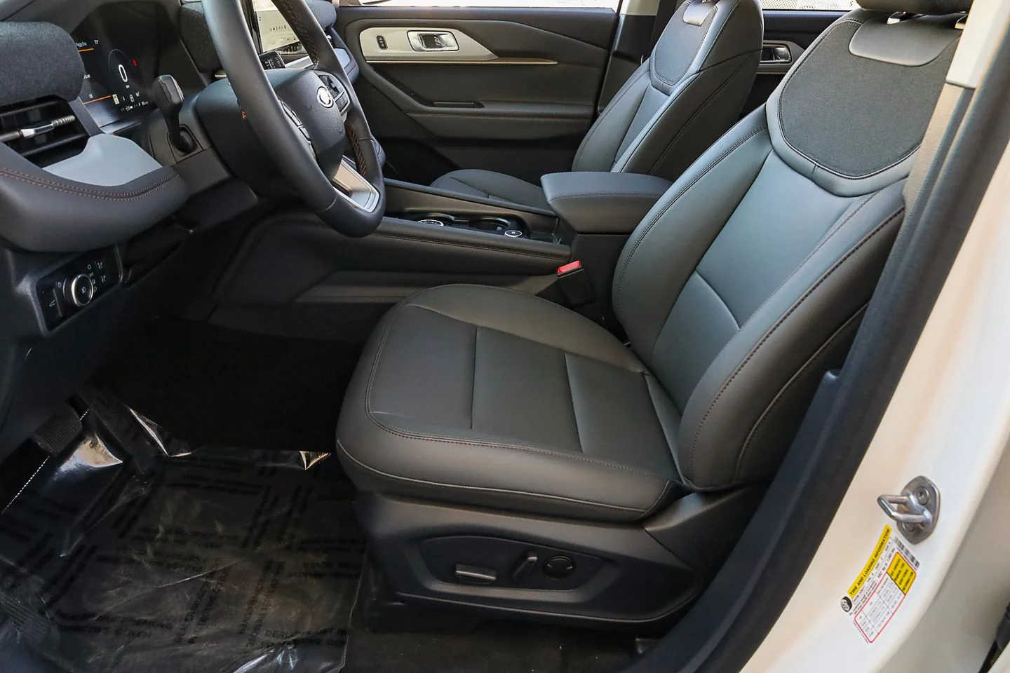 New 2026 Space White Metallic Ford Active image 10