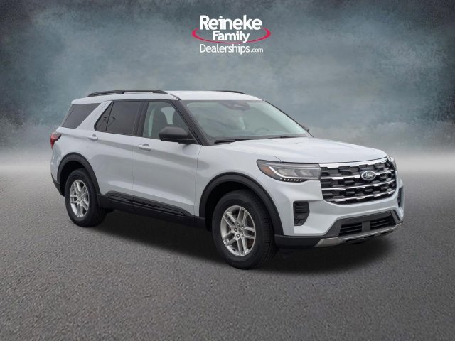 New 2026 Space White Metallic Ford Active image 3