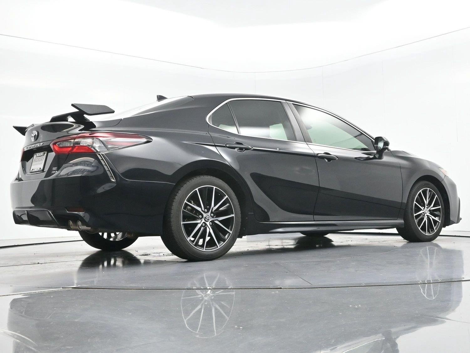 Used 2021 Midnight Black Metallic Toyota SE image 51