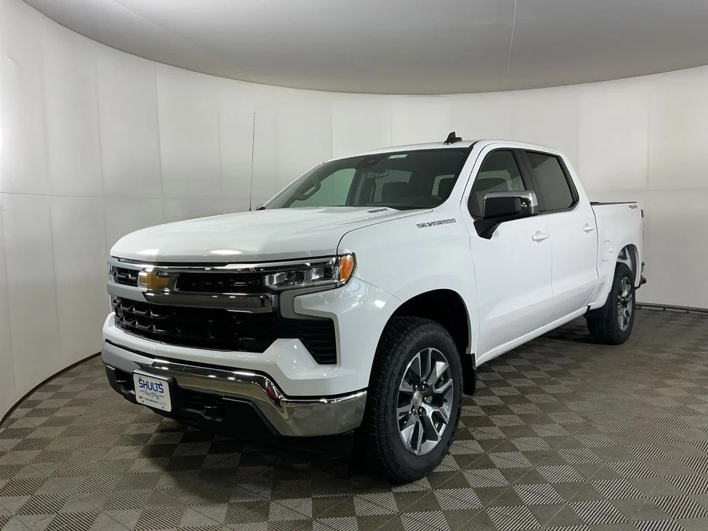 New 2026 White Chevrolet LT image 3
