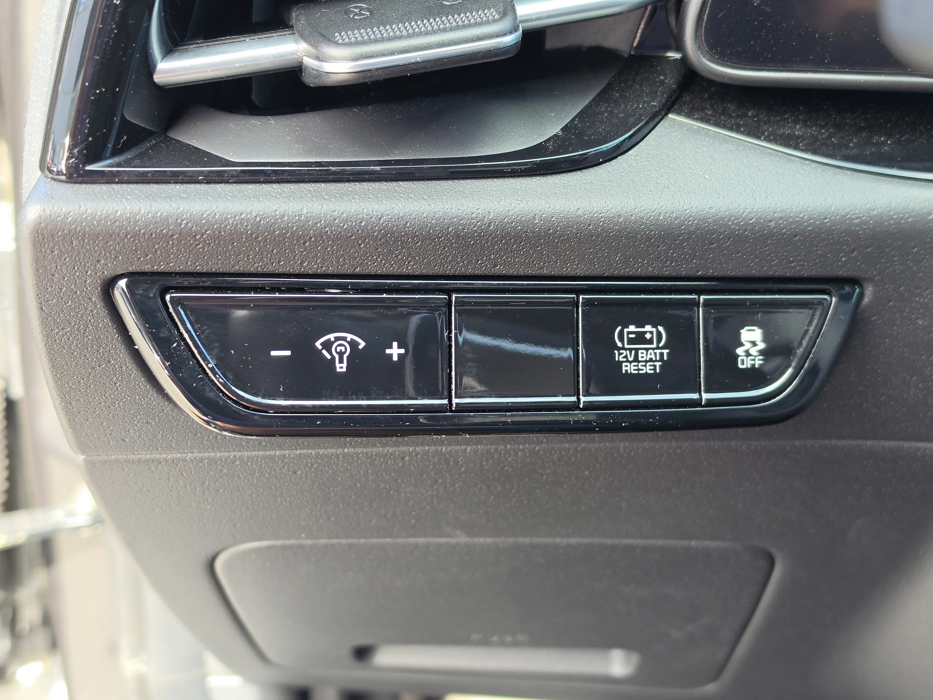 Used 2023 Graphite Gray Kia EX Touring image 33