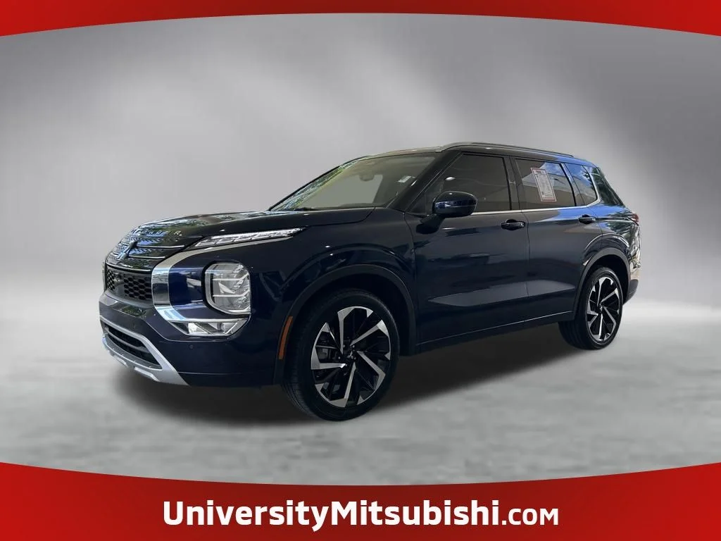 2024 Mitsubishi Outlander SEL 2WD's photo