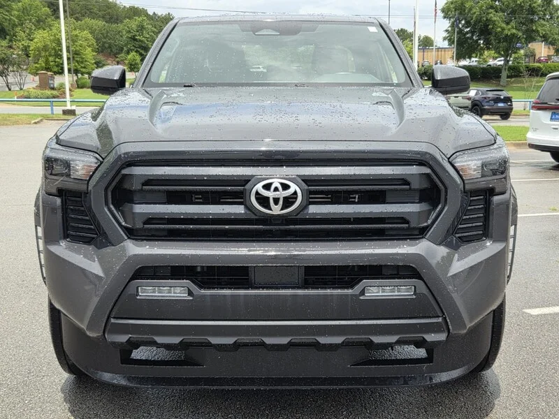 Used 2025 Underground TOYOTA SR5 image 5
