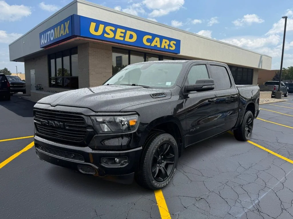 2021 RAM 1500 Big Horn/Lone Star 4x4 Crew Cab 5'7's photo