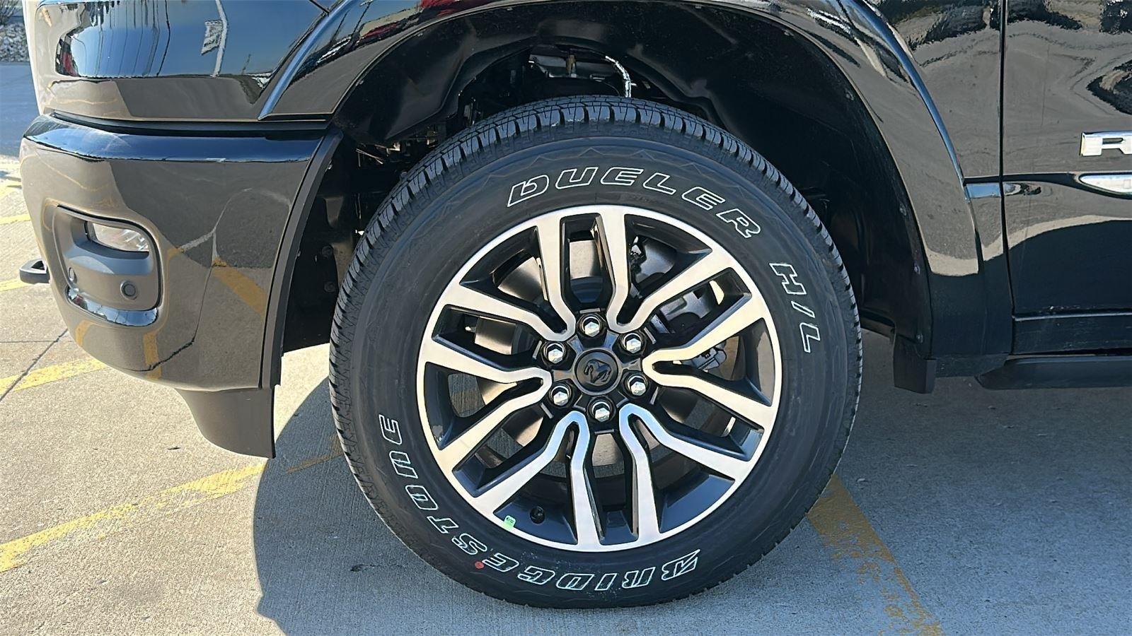 2026 RAM 1500 Limited - Photo 8