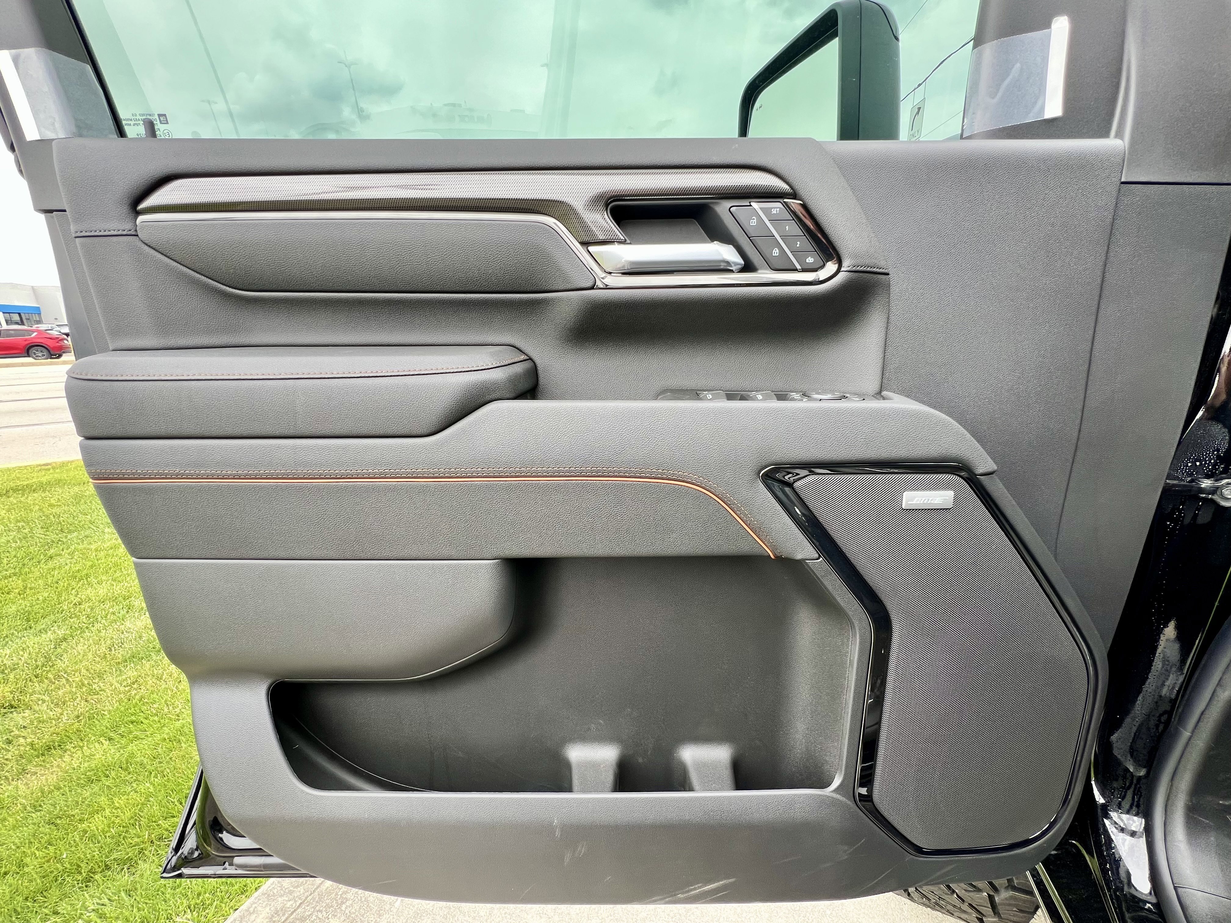 2026 GMC Sierra 2500HD AT4 - Photo 9