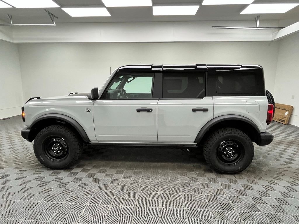 New 2026 White Ford Big Bend image 13